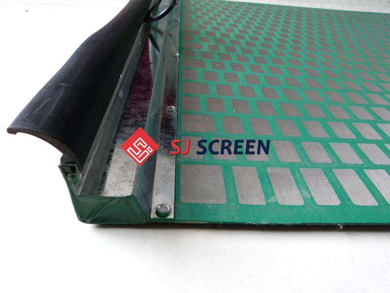 The close picture of replacement shale shaker screen for Derrock FLC 500 series shakers.